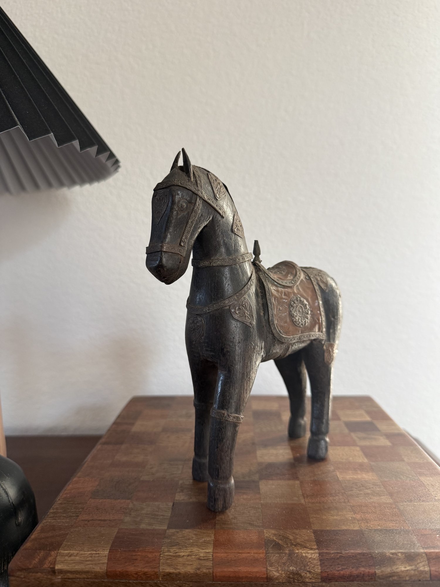 Wood Horse, 13.15 oz
